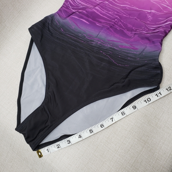 Upopby Swimsuit One Piece Purple Gradient Crisscross Back Size Small NWT - Picture 10 of 13